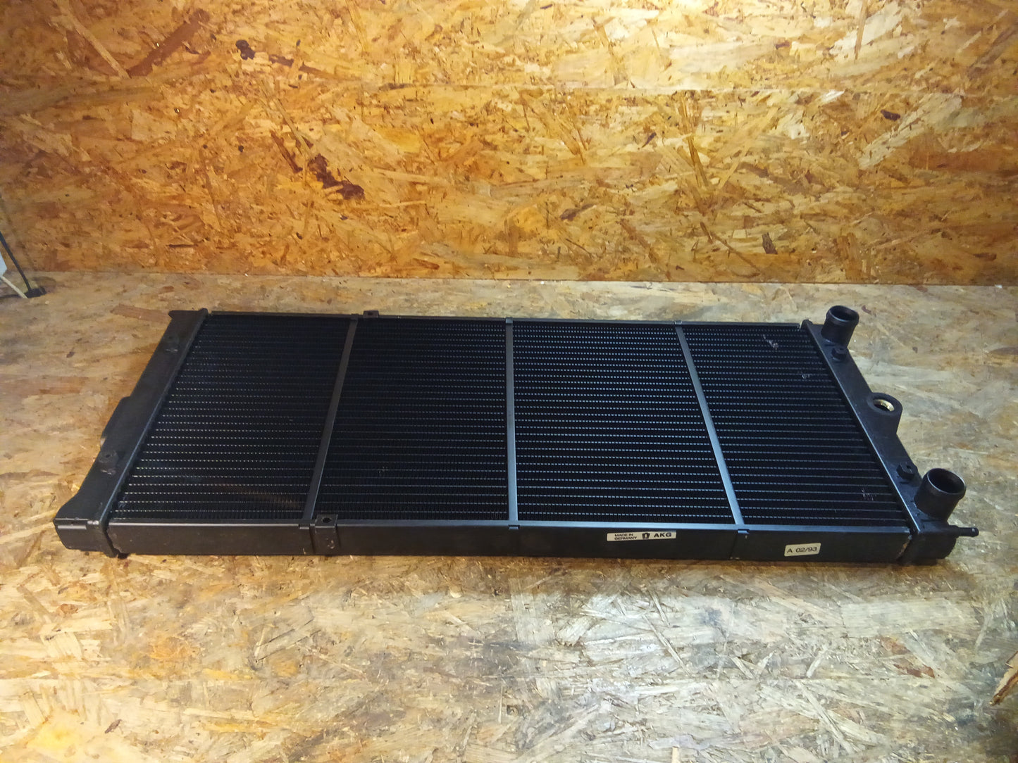 VW Passat 1600 7/83- Kühler original Van Wezel NEU