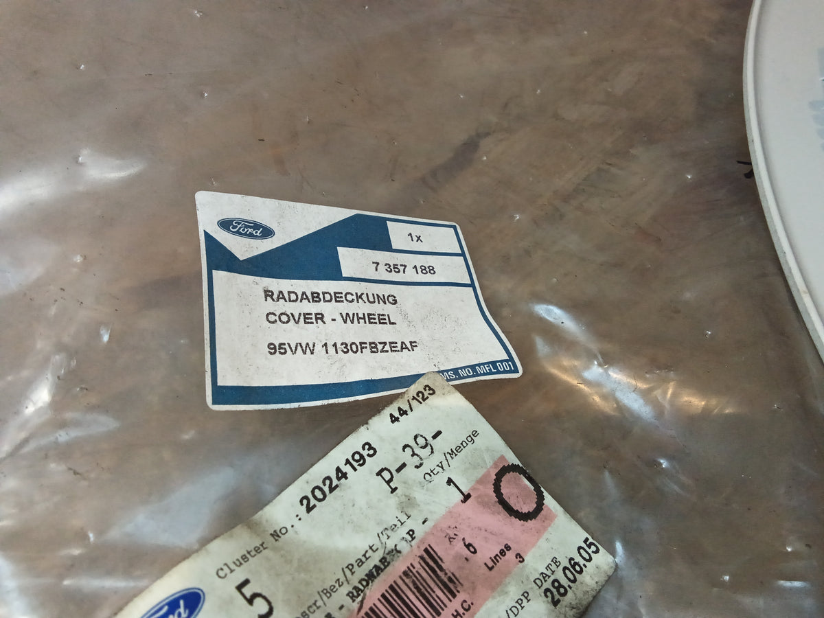 Ford Galaxy 95-00 15 Zoll Radkappe original Ford NEU