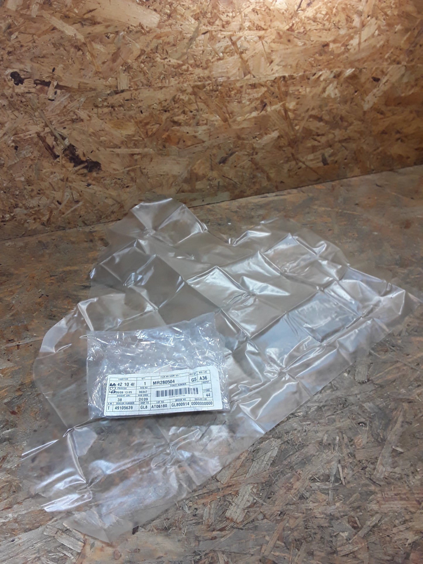 Mitsubishi Space Star Dichtfolie original Mitsubishi NEU