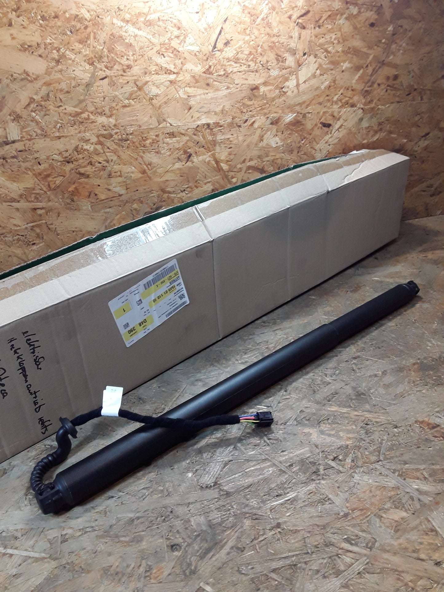 Seat Alteca elektrischer Heckklappenantrieb rechts original Volkswagen NEU