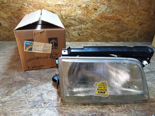 Kadett E bj 10.84-09.89 Scheinwerfer H4 rechts original CIBI NEU