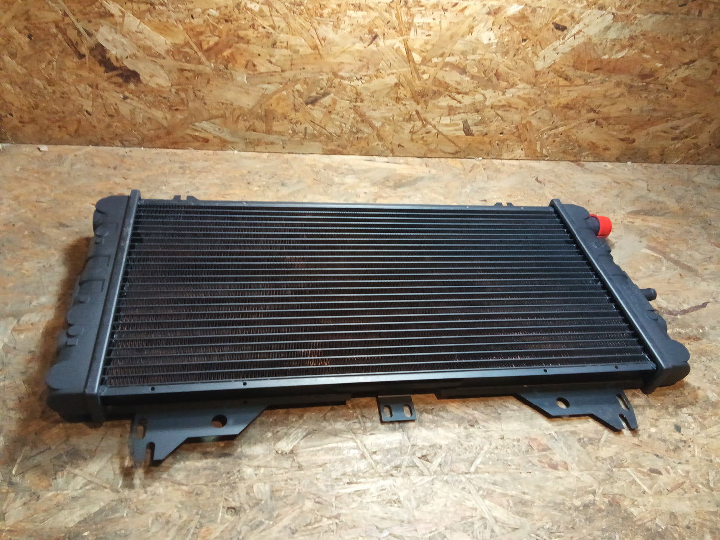 Ford Escort MK3 1.6 RS Turbo BJ 11.84-12.85 Motorkühler original Ford NEU