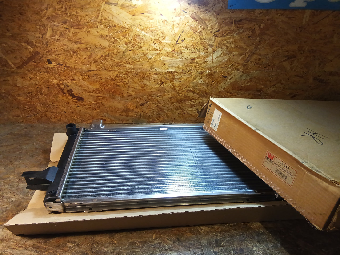 Ford Sierra MK1 Kühler original Van Wezel NEU