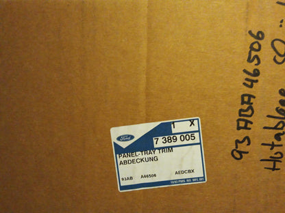 Ford Focus 5-Türer Hutablage original Ford NEU