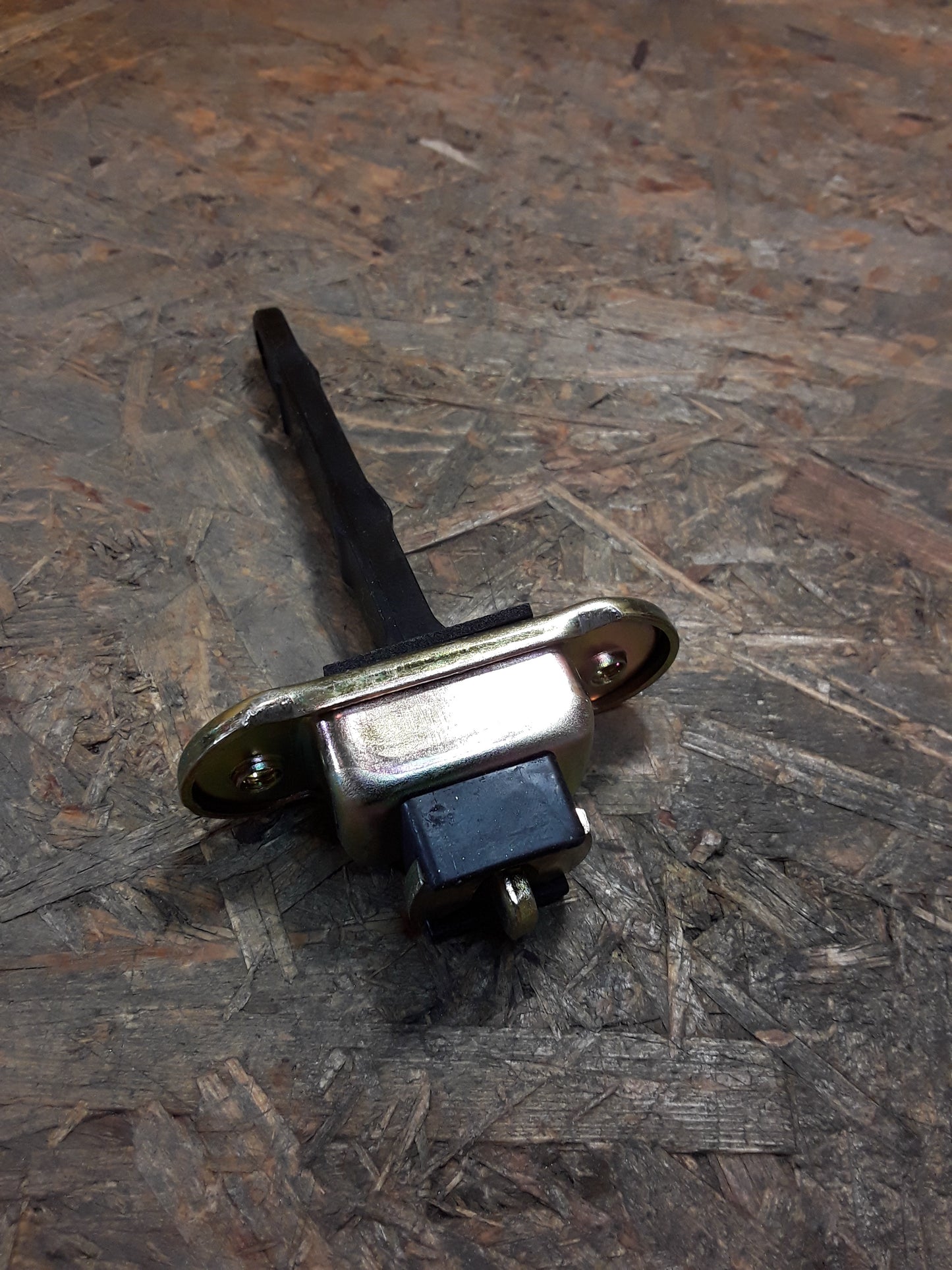 Mitsubishi Colt L200 Türstopper Türfangband vorne original Mitsubishi NEU