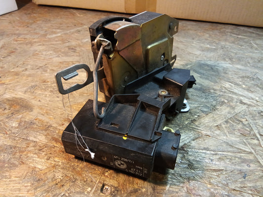 BMW Serie 3 Berlina (E36) Türschloss V.R original BMW GEBRAUCHT