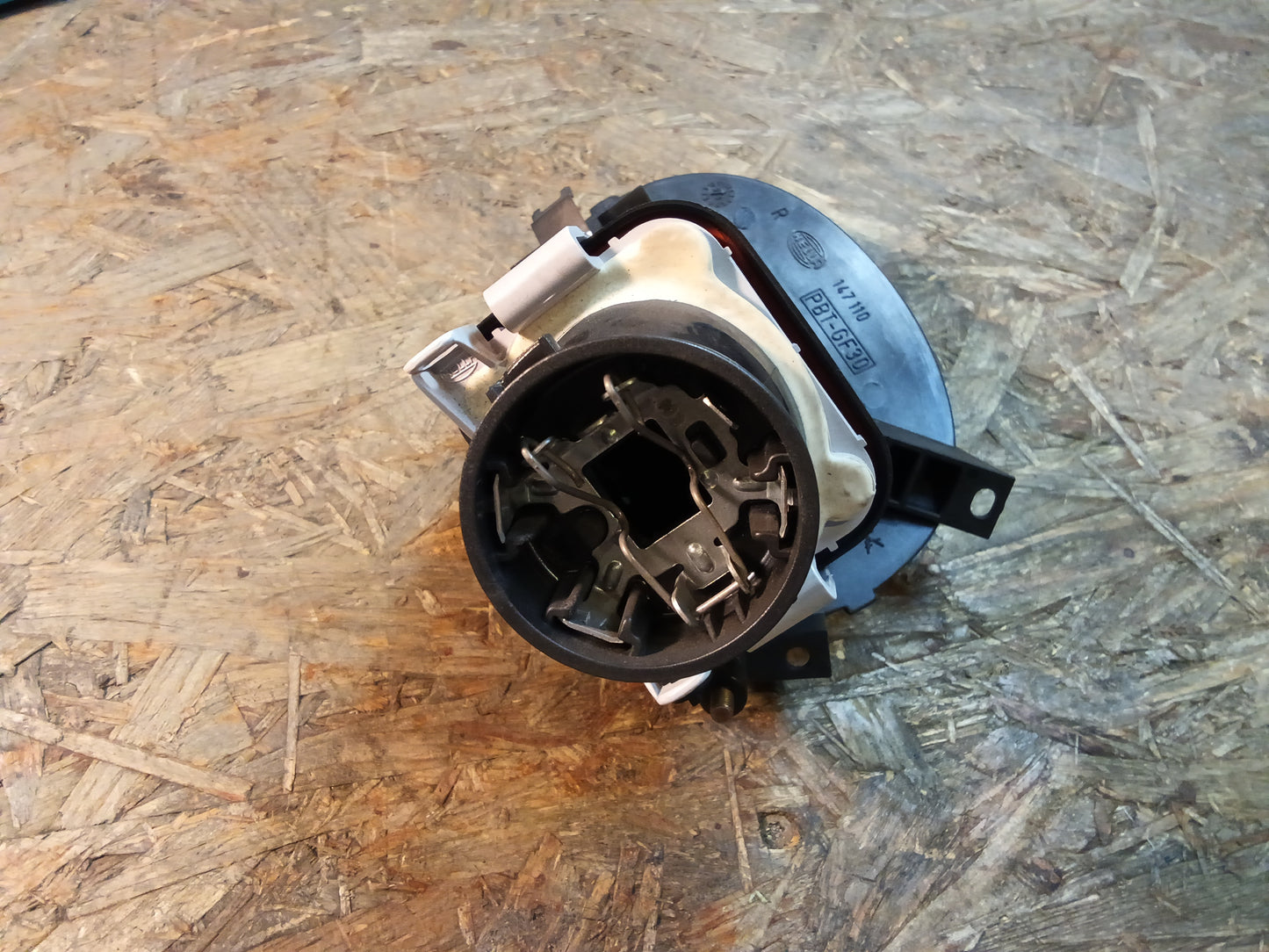 Ford Mondeo Nebelscheinwerfer rechts original Ford NEU