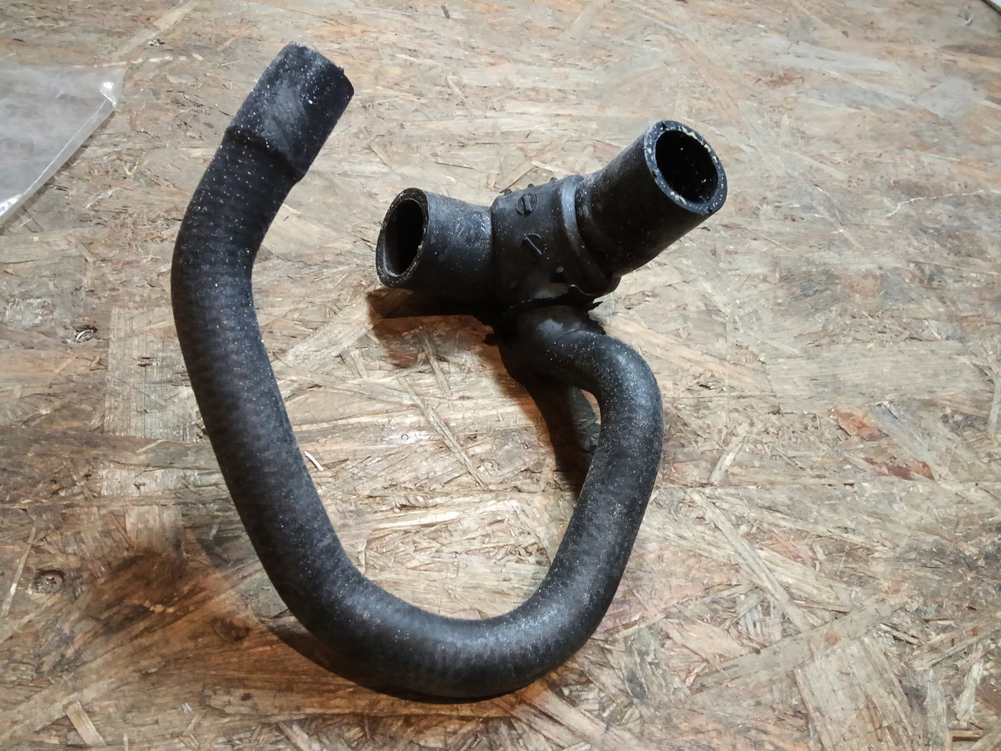 Astra Vectra Schlauch Kühler original GM NEU