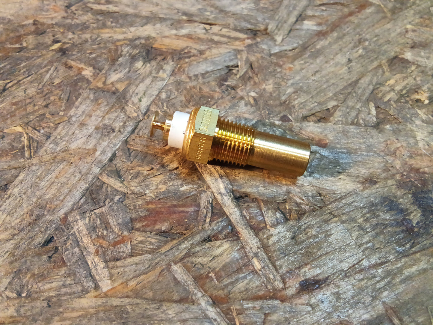 Admiral Ascona Sensor Kühlmitteltemperatur original GM NEU