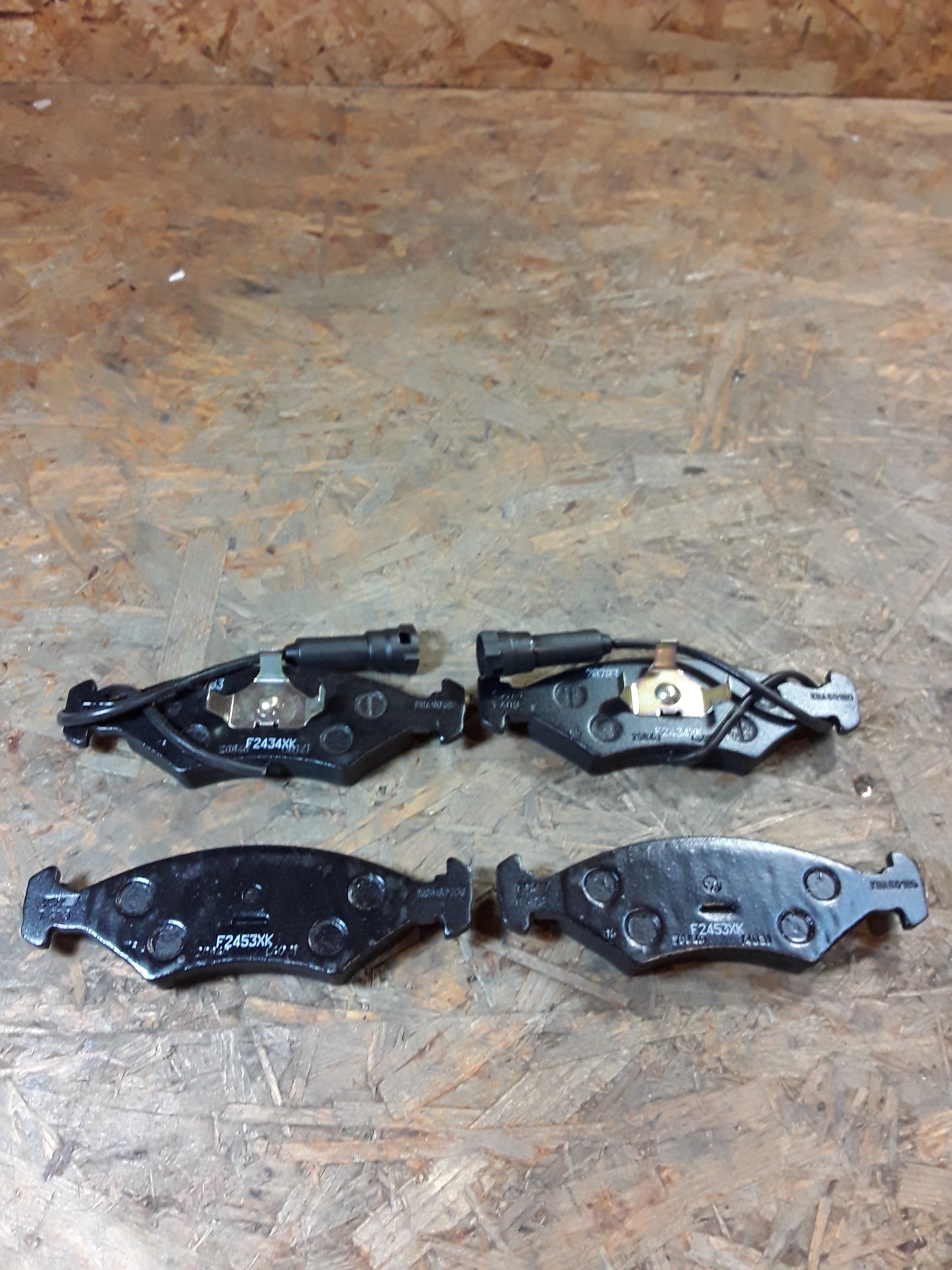 Ford Escort/ Orion/ Sierra Bremsbelagsatz original Ford NEU