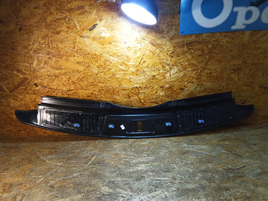 Insignia A Tourer Abdeckung Schweller Kofferraum original GM NEU