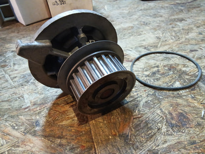 Astra F GSi 16V Calibra A 16V und 4x4 Turbo Kadett E 16V Vectra A 2000 16V und Turbo Wasserpumpe original GM NEU