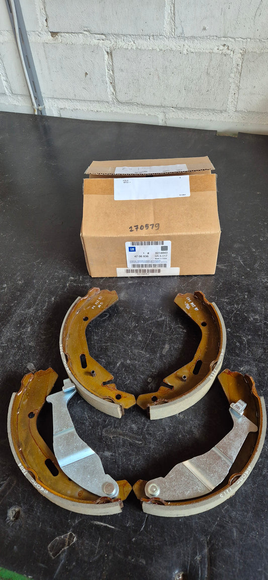 Bremsbeläge Agila hinten Original GM Neu