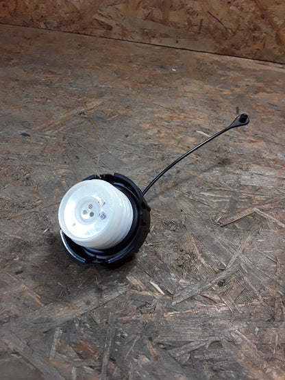 Mitsubishi EVO 7/8/9 Verschlußdeckel Kraftstofftank original Mitsubishi NEU