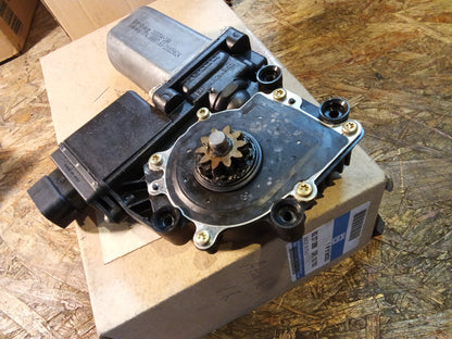Astra Fensterhebermotor vorne links original GM NEU