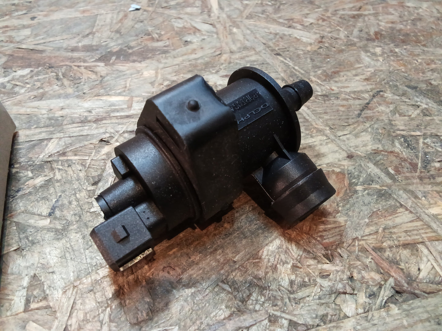 Astra H Tankentlüftungsventil / Aktivkohlefilter original GM NEU