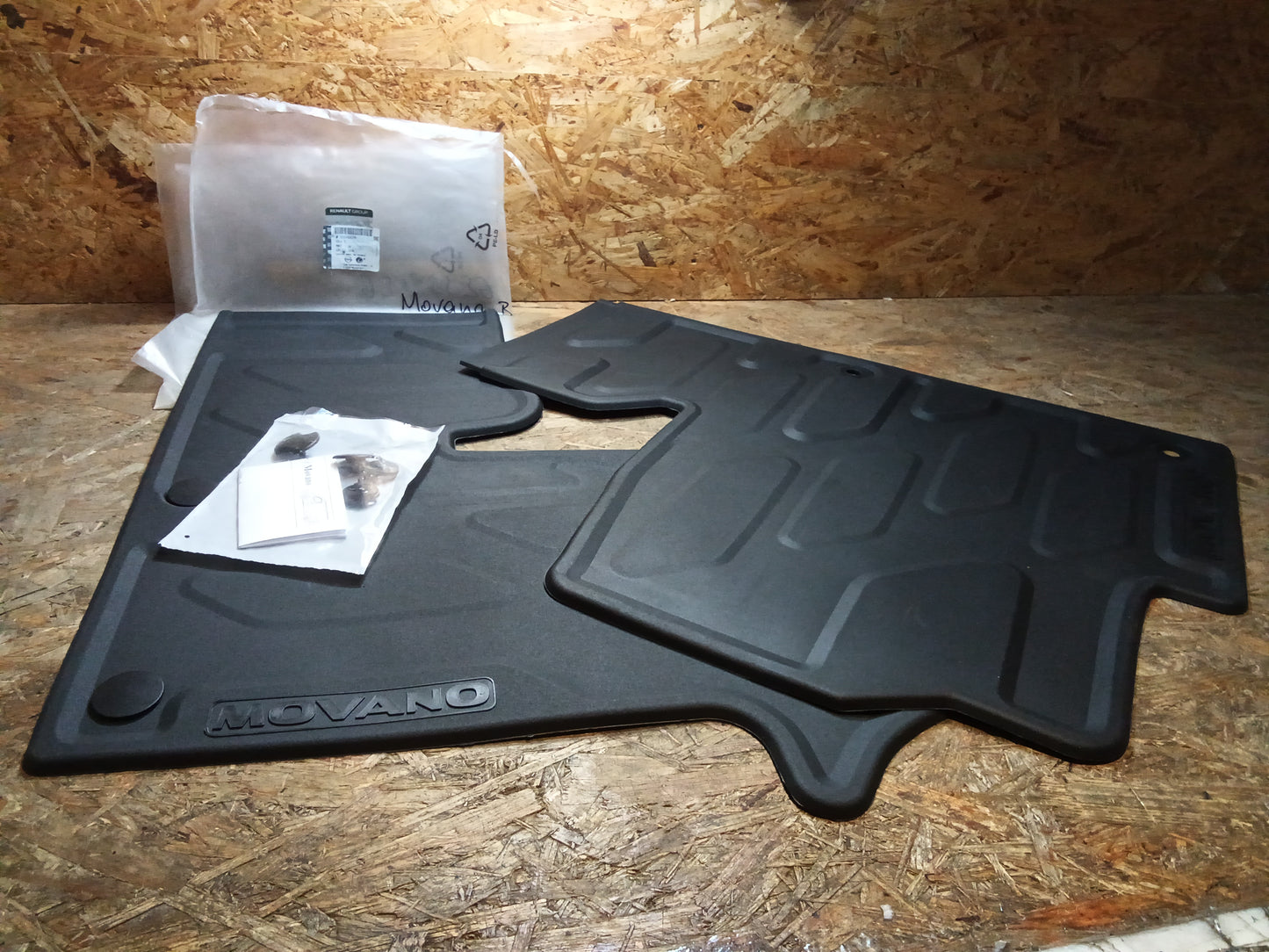 Movano B Fußmatten Set original GM NEU