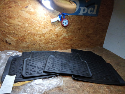 Opel Crossland X Fußmattensatz Gummi original GM NEU