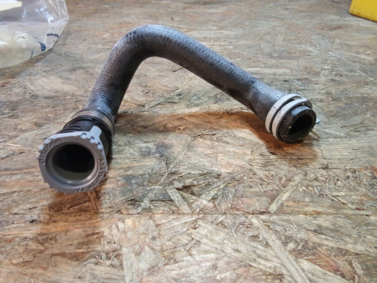 Ford Kuga BJ 12-... Kühlmittelschlauch original Ford NEU