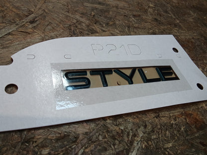 Peugeot 208 (P21) MK2 Emblem Seitenleiste H.R original PSA NEU