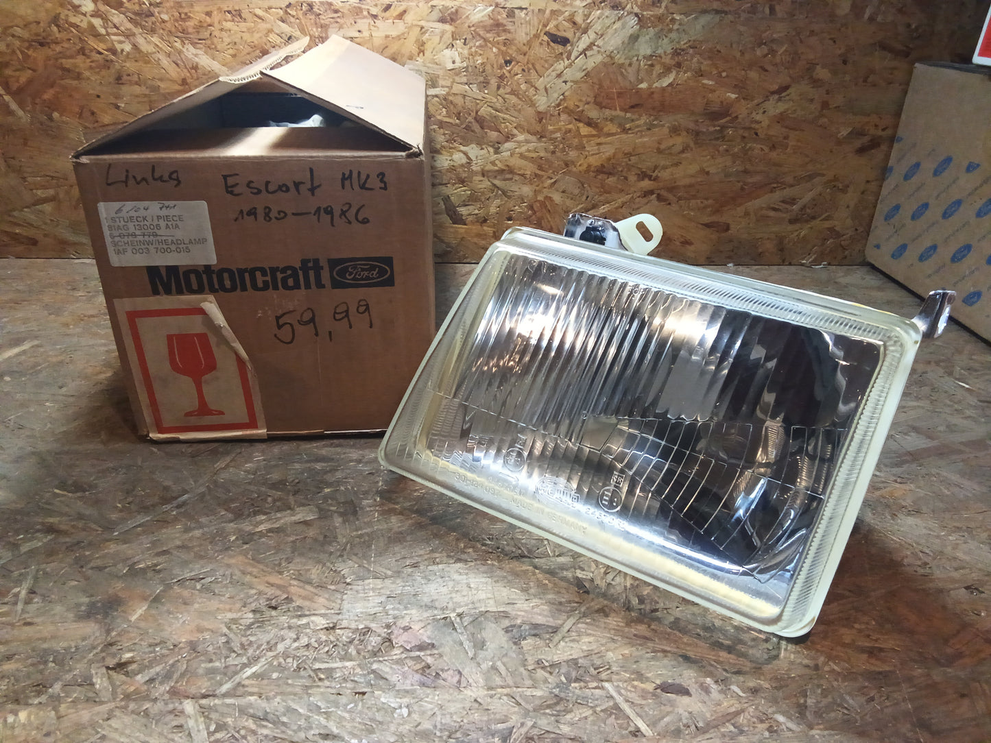 Ford Escort MK3 BJ 1980-1986 Scheinwerfer links original Motorcraft NEU