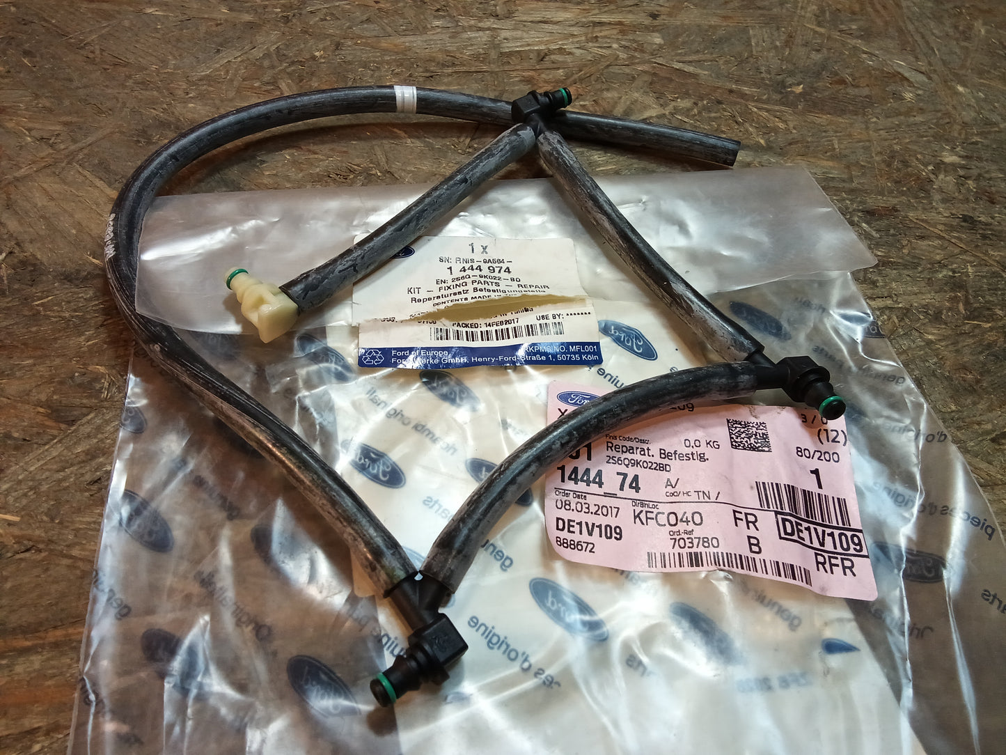 Ford Fiesta 01-12 Rücklaufleitung original Ford NEU