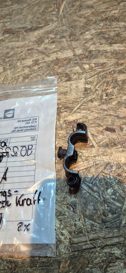 Befestigungsklammer Kraftstoffleitung, Calibra,Astra, Original GM Neu