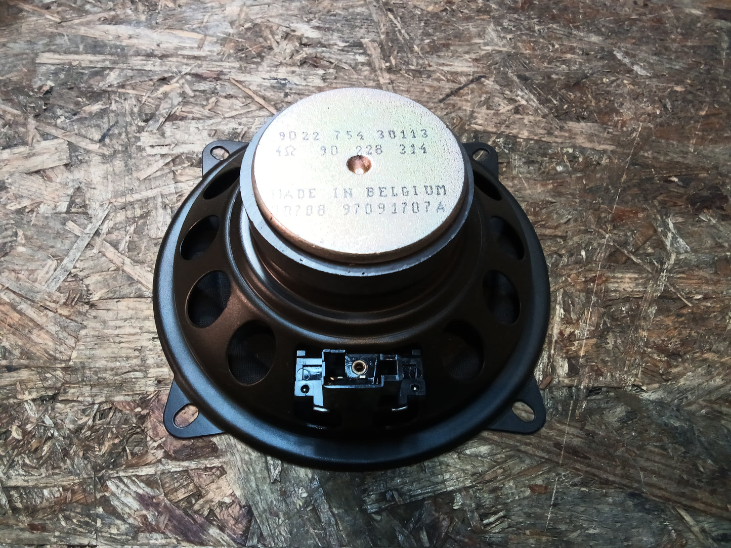Corsa B Vectra A Kadett E Lautsprecher hinten original GM NEU