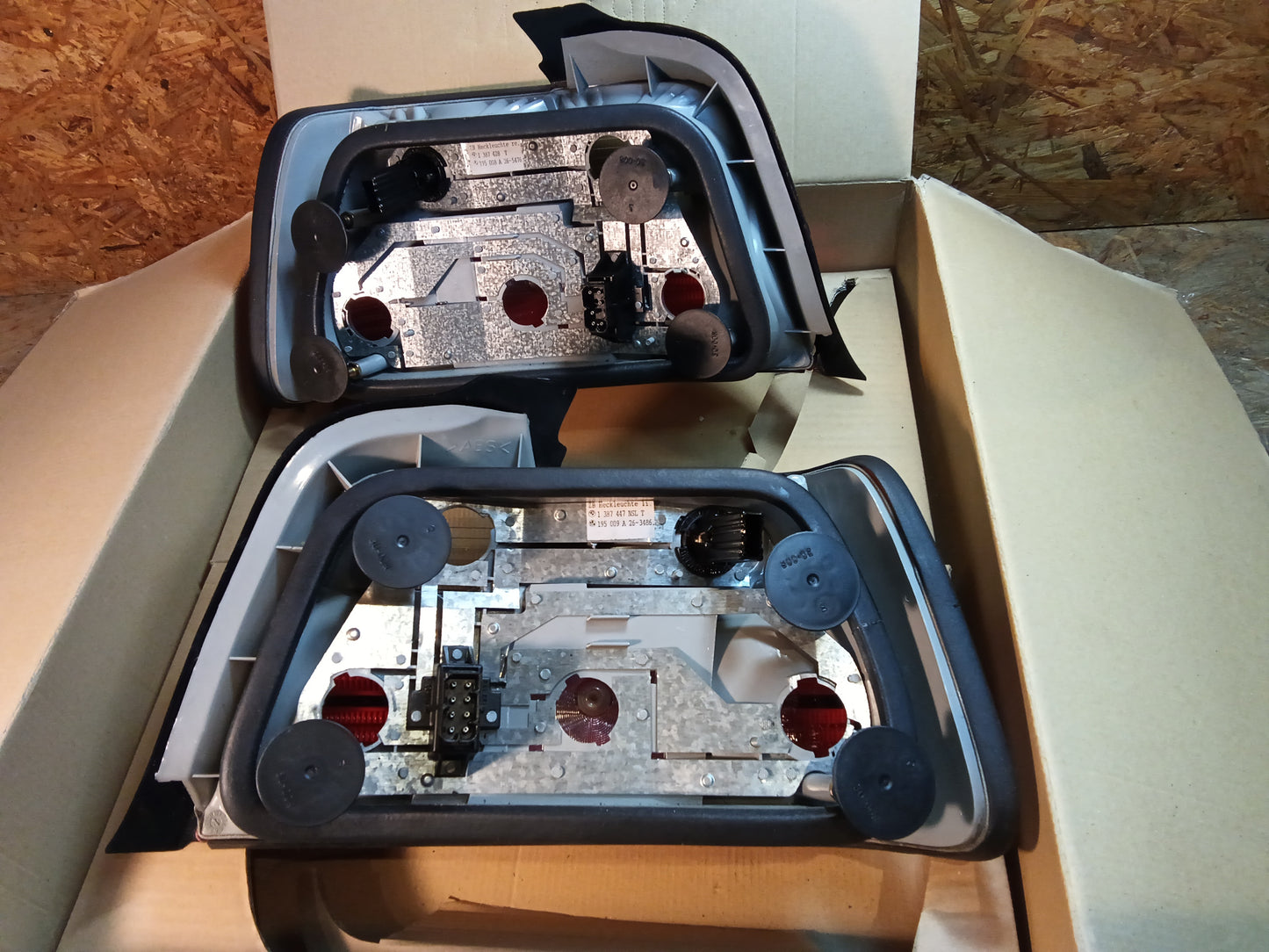 BMW E36 4-Türer BJ 91-99 Rückleuchten original BMW GEBRAUCHT