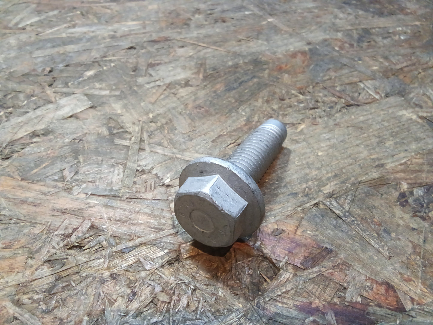 Oldtimer Youngtimer Schraube M14x40 Halter an Kraftstoffzufur original PSA NEU