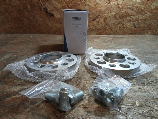 TA Technix Spurverbreiterungsset für OEM Radschrauben 20mm pro Seite/40mm pro Achse, LK 5x112, NLB 66,55/66,6