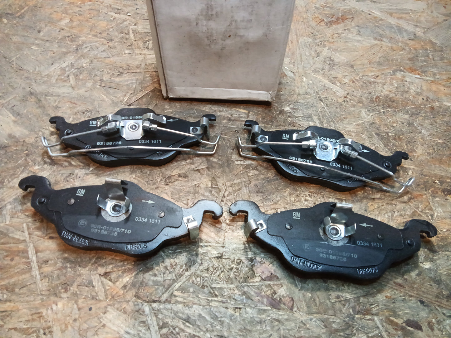 Modelle siehe Bild Bremsbeläge original GM NEU