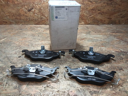 Astra G siehe Bild Bremsbeläge original GM NEU