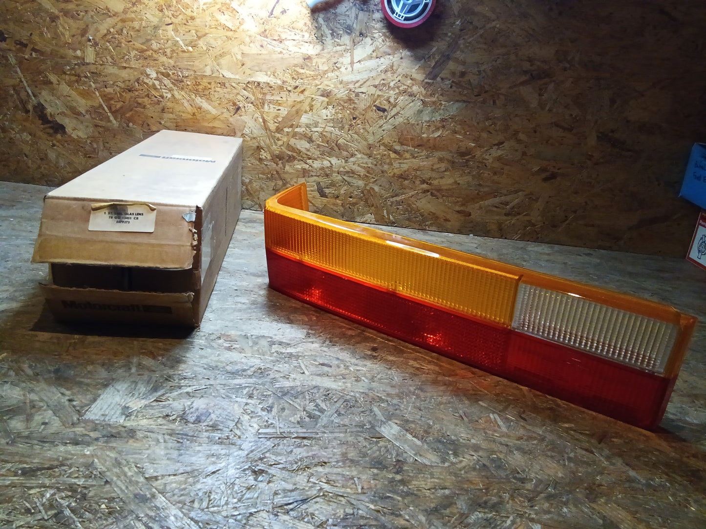 Ford Granada MK2/3 Rückleuchte links original Ford