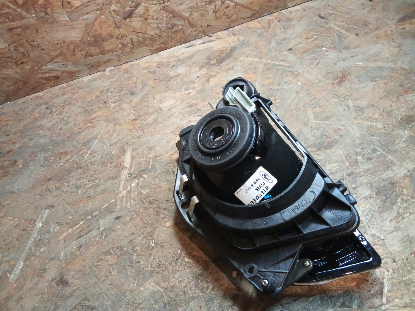 Ford Fiesta MK3 Scheinwerfer rechts original Ford NEU