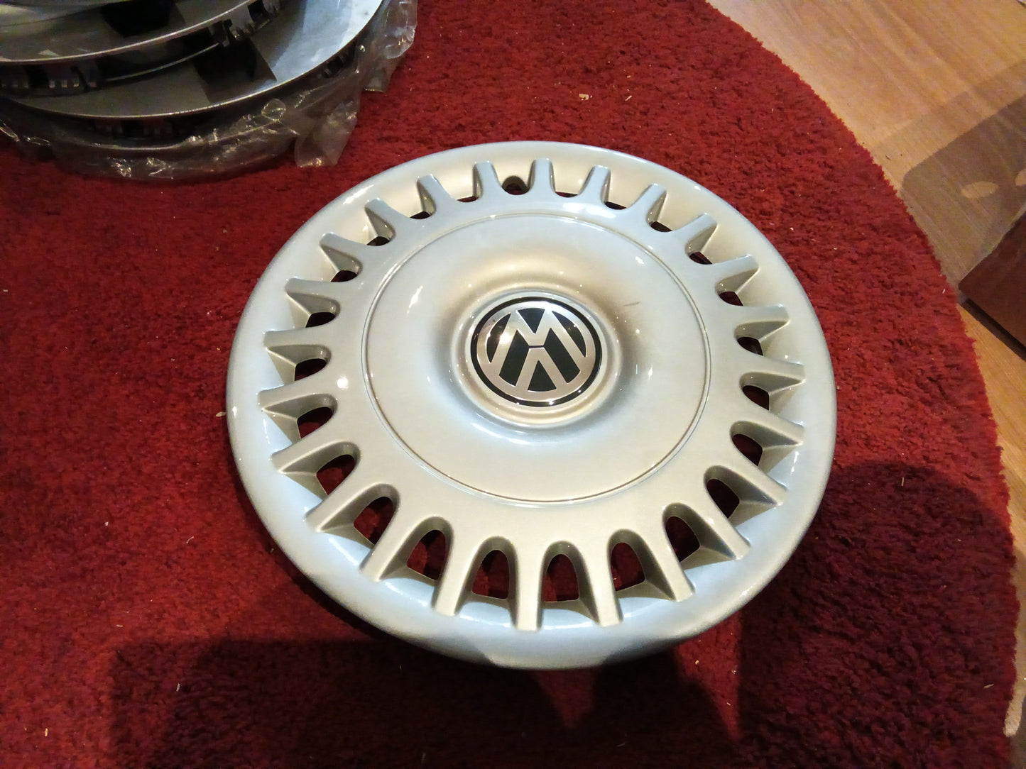 VW T4 Bus Multi-Van Radkappe 15 Zoll original VW NEU