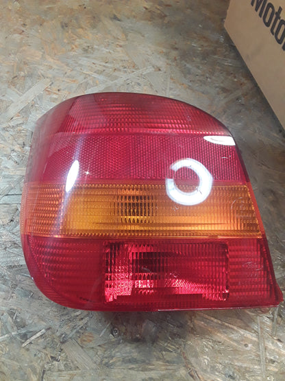 Ford Fiesta lll Rückleuchte links original Ford NEU