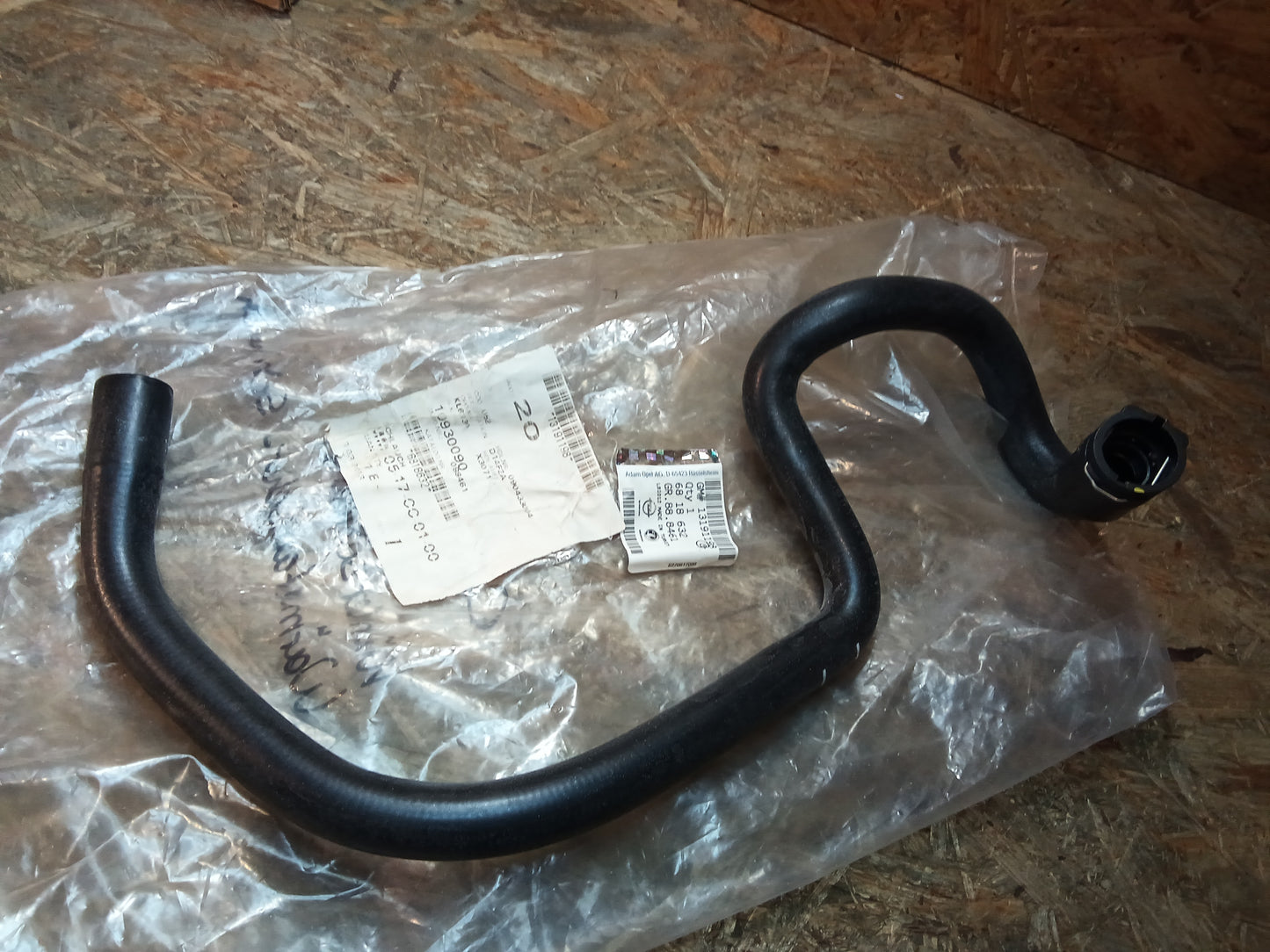 Corsa D Kühlerschlauch Wärmetauscher Schlauch original GM NEU