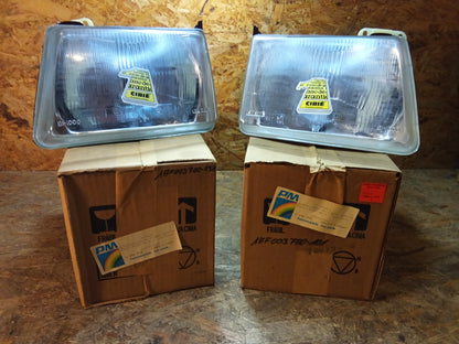 Ford Escort MK3 Satz Scheinwerfer H4 R+L original CIBI NEU NOS