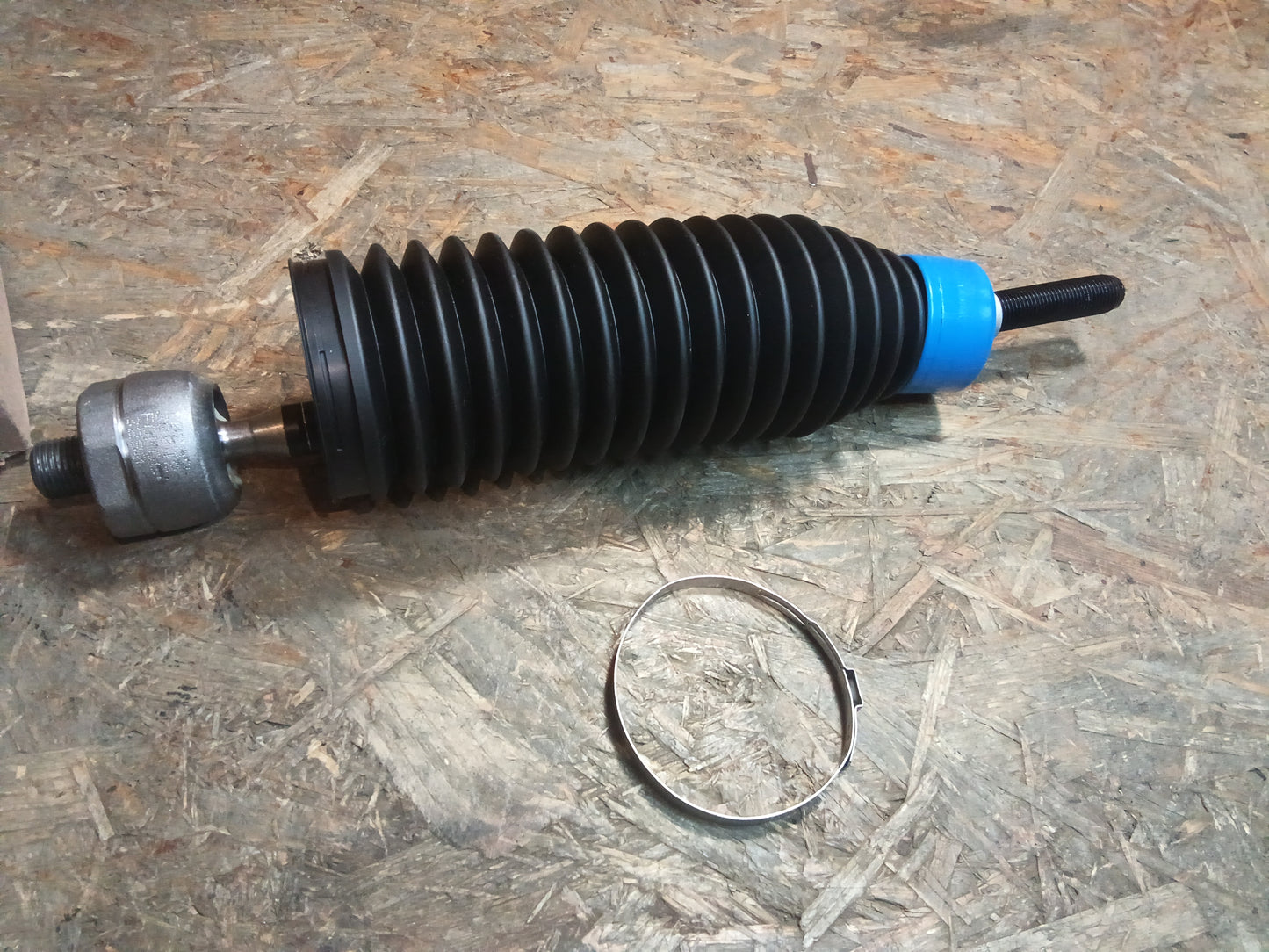 Ford Mustang 11-14 Spurstange innen original Ford NEU