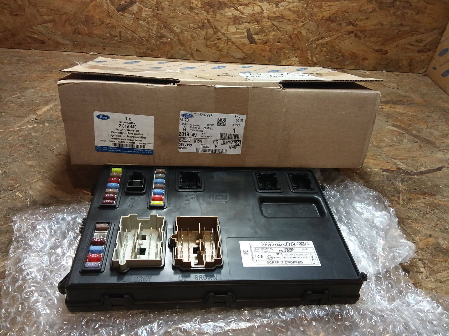 Ford Transit Sicherungskasten/ Verteiler original Ford NEU