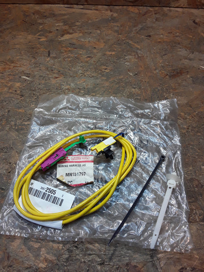 Mitsubishi Kabelsatz Seitenairbag original Mitsubishi NEU