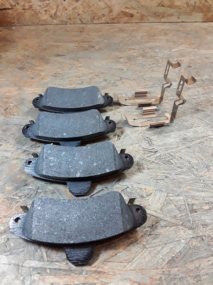 Ford Mondeo/  Cougar Bremsbeläge original Ford NEU