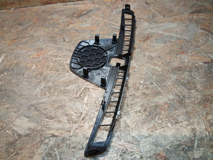 Insignia B LautsprecherAbdeckung Armaturenbrett NEU