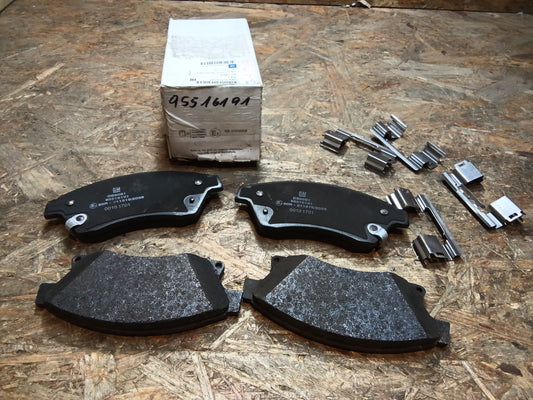 Astra J Bremsbeläge vorn original GM NEU