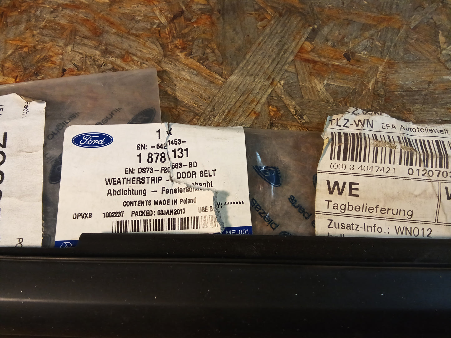 Ford Mondeo MK5 Türleiste vorne links original Ford NEU