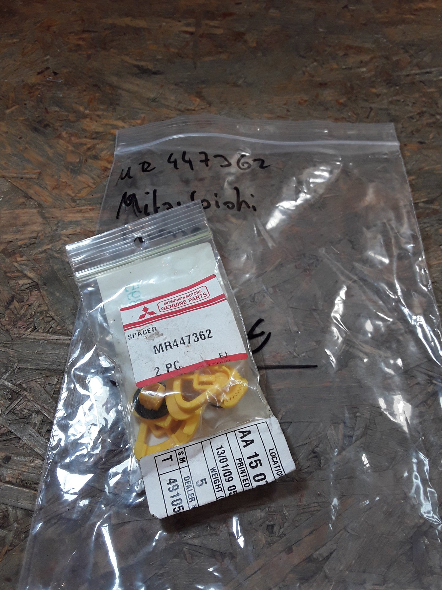 Diverse Mitsubishi Modelle Clip original Mitsubishi NEU