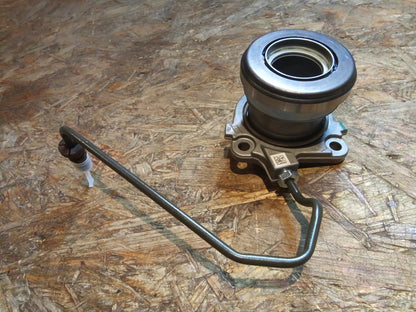 Corsa D Astra J Zafira C Zenralausrücklager Kupplungsnehmerzylinder original GM NEU
