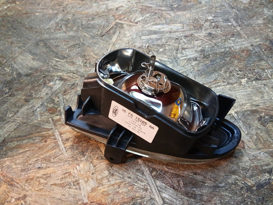 Ford Fiesta BJ 96 Scheinwerfereinsatz original Ford NEU