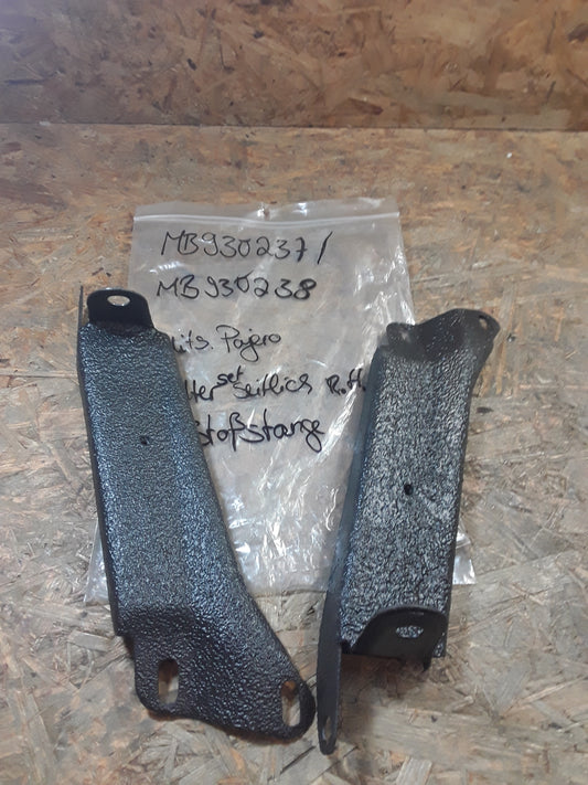 Mitsubishi Pajero Halterset seitlich RH + LH Stoßstange original Mitsubishi NEU NEU